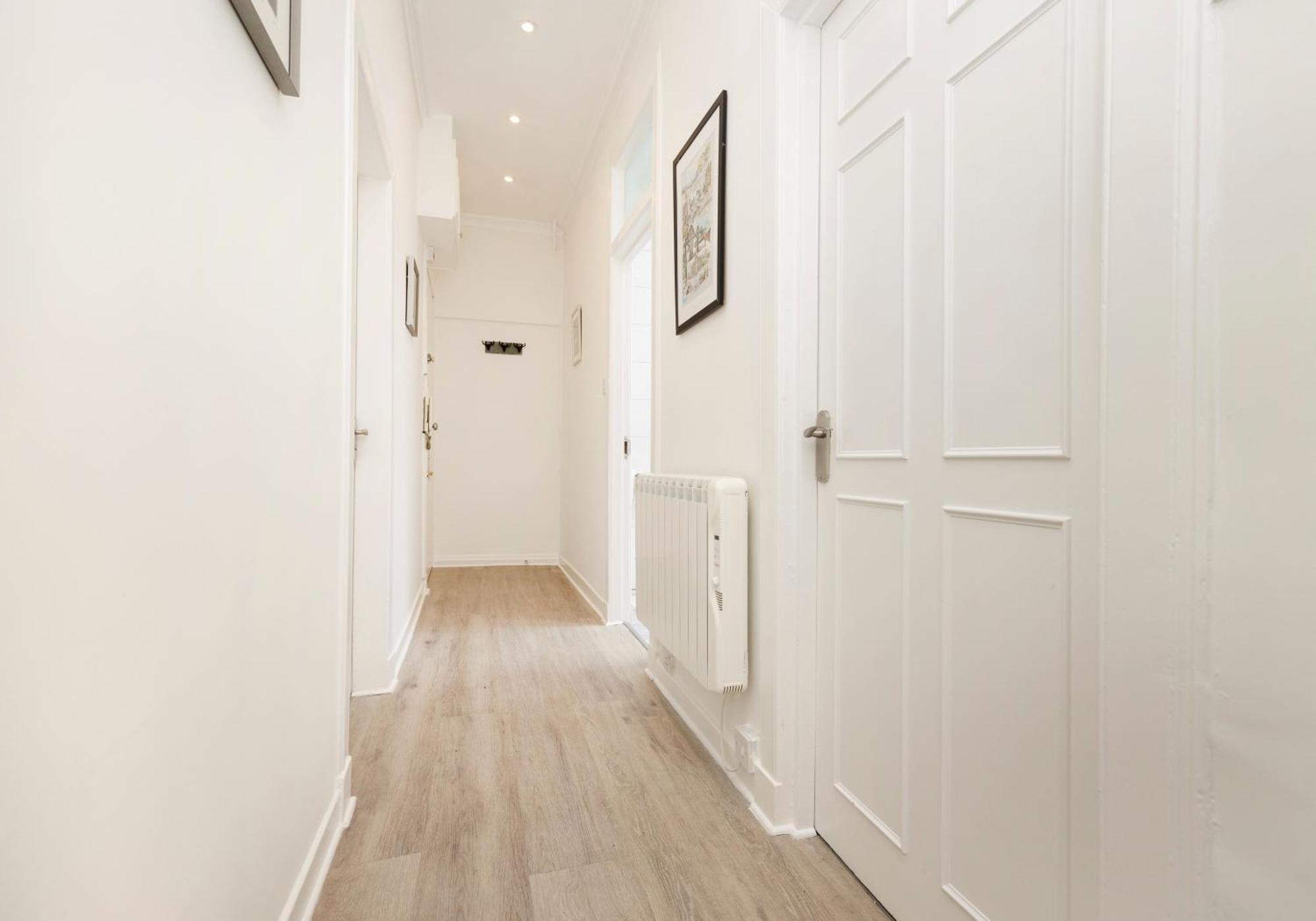 Charming 2bedroom On Thistle Street Apartment *